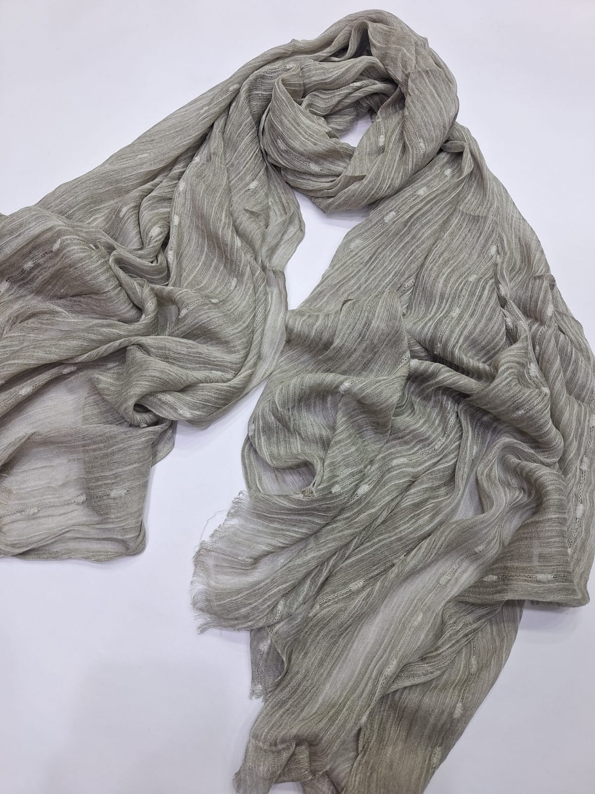 Vela scarf