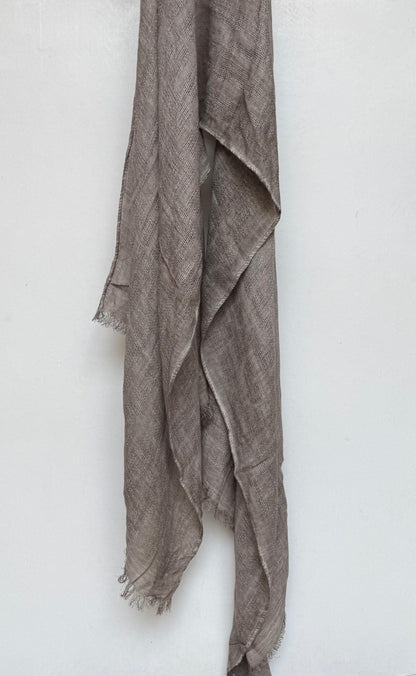 Leeva scarf