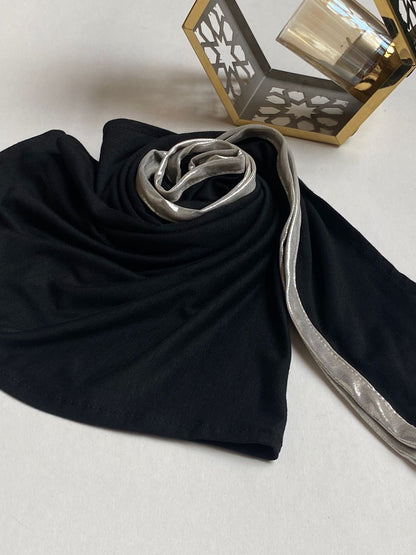 Shimmer cotton lycra tuck’n scarf.