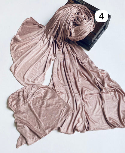 Breathable cotton lycra with matching bandana.