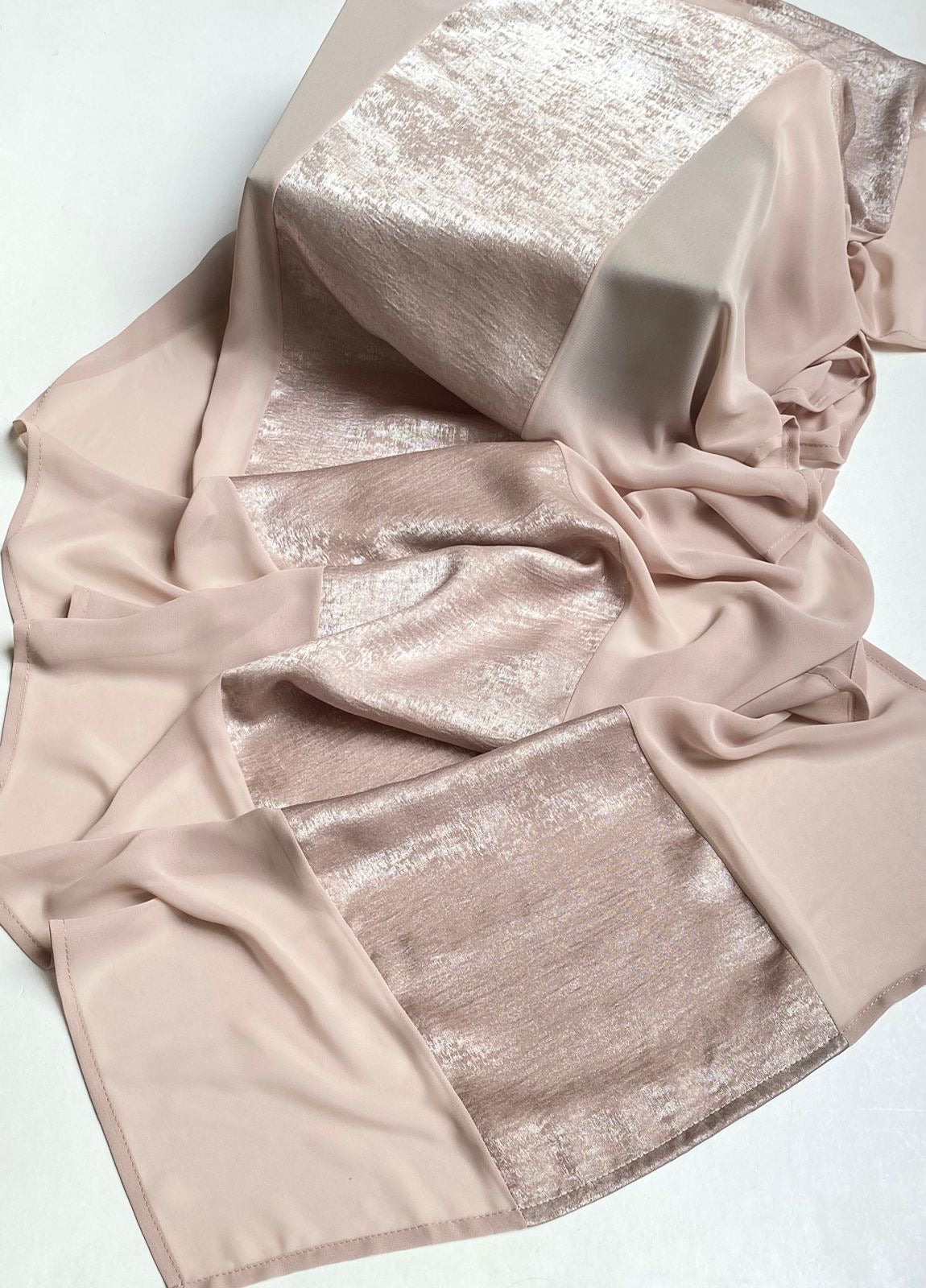 Allia scarf