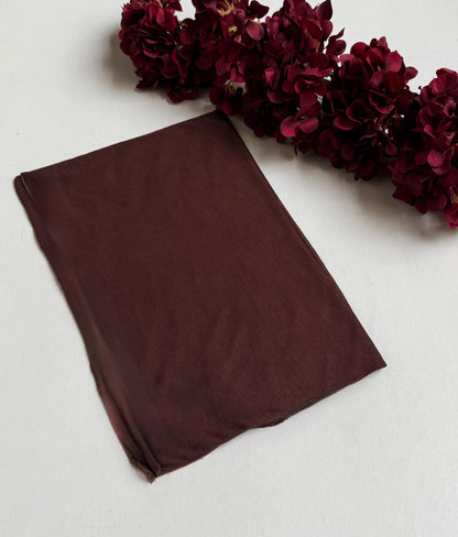 Kuwaiti kleenex scarf