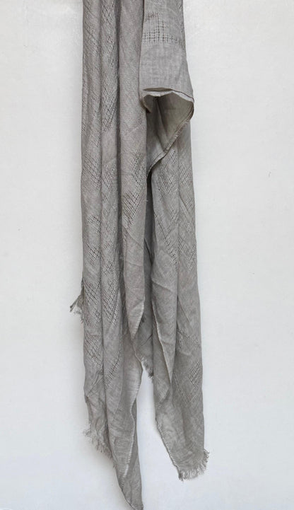 Leeva scarf