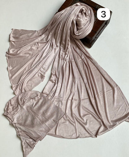 Breathable cotton lycra with matching bandana.