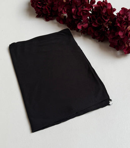Kuwaiti kleenex scarf