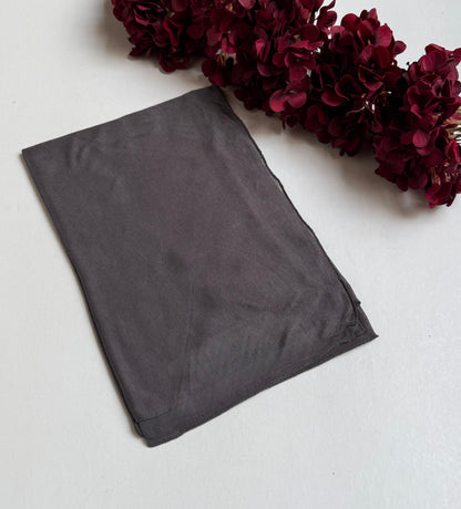 Kuwaiti kleenex scarf