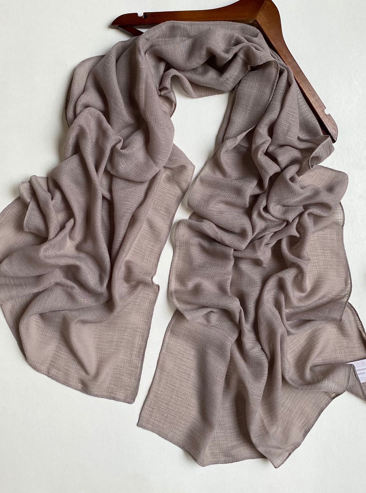 Kuwaiti linen textured scarf