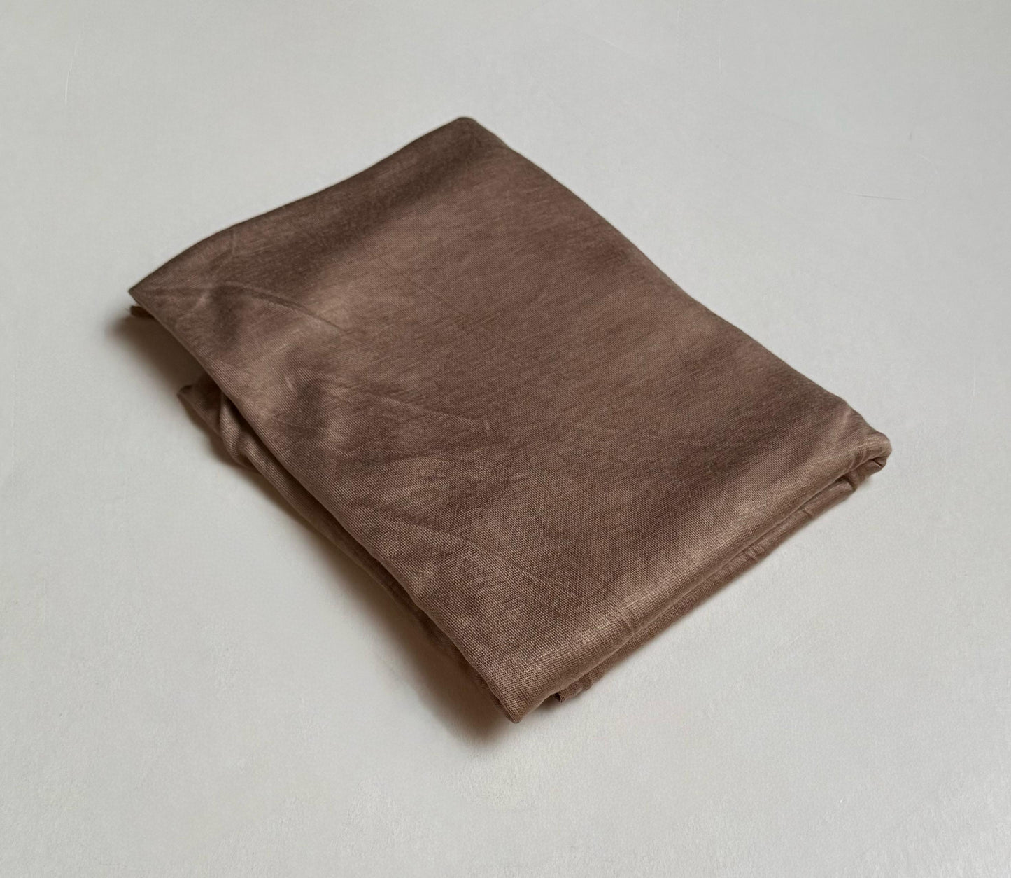 Slip-on scarf.