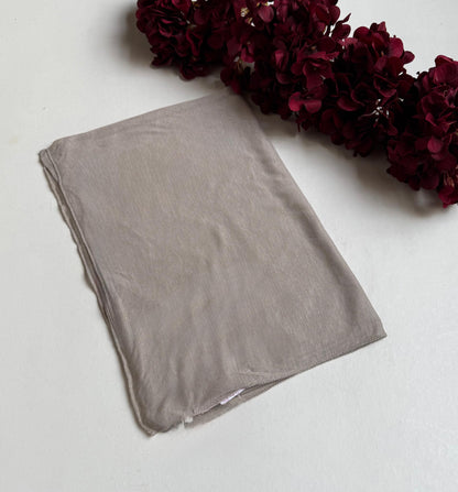 Kuwaiti kleenex scarf