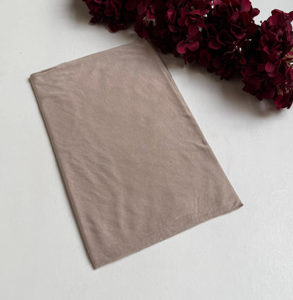 Kuwaiti kleenex scarf