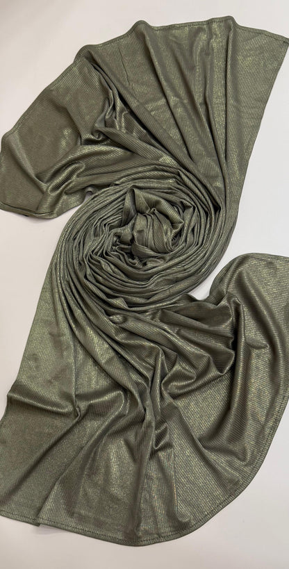 Stripped metallic scarf