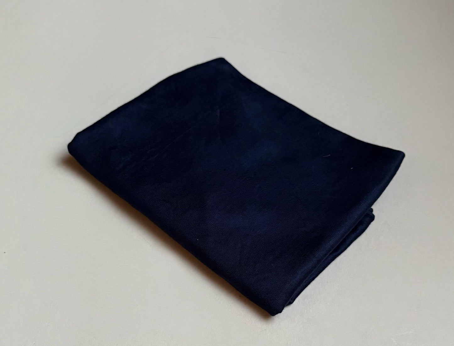 Slip-on scarf.