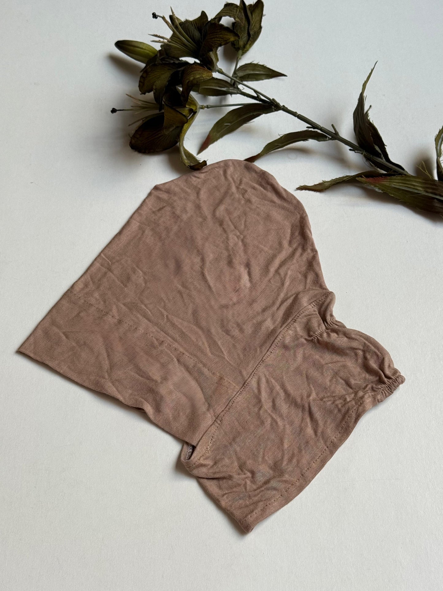 Full coverage bandana.