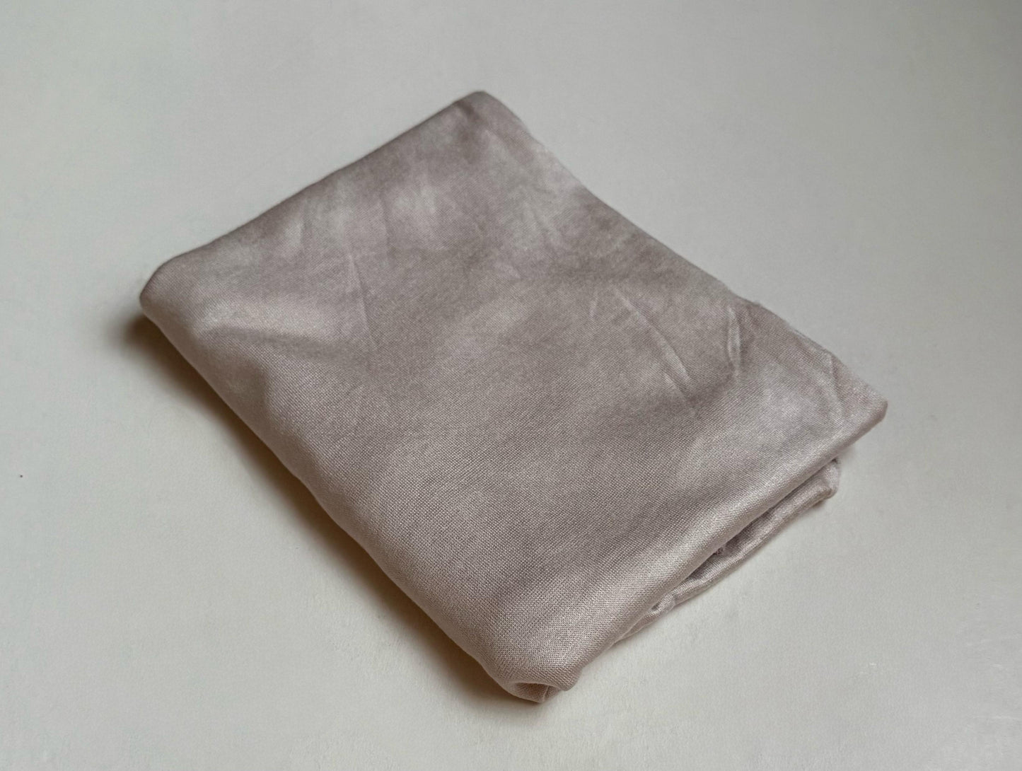 Slip-on scarf.