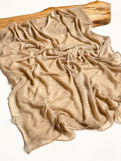 Sheer Crinkled scarf.