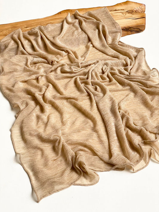 Sheer Crinkled scarf.
