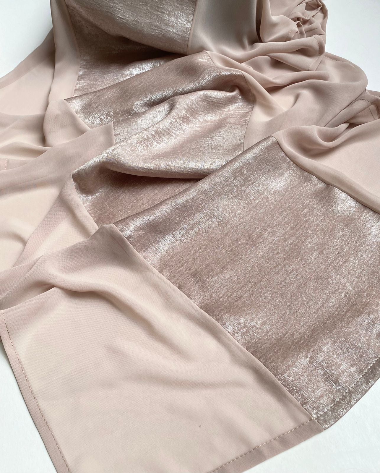 Allia scarf