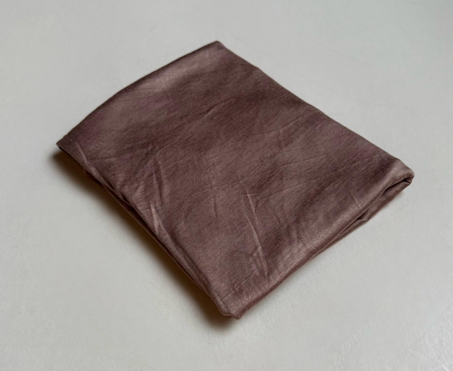 Slip-on scarf.