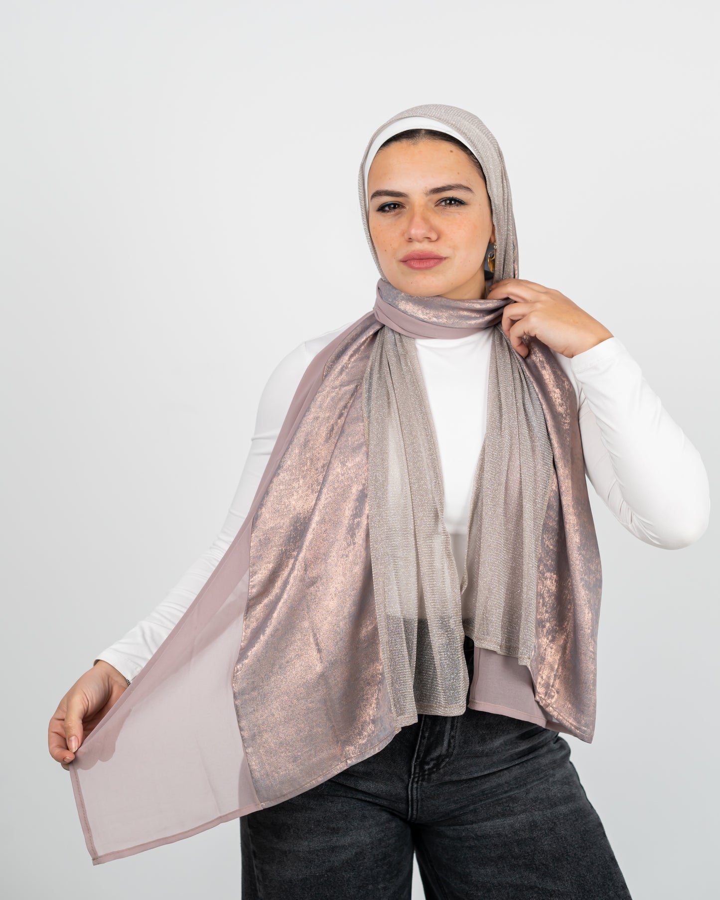 Rosy elegance scarf