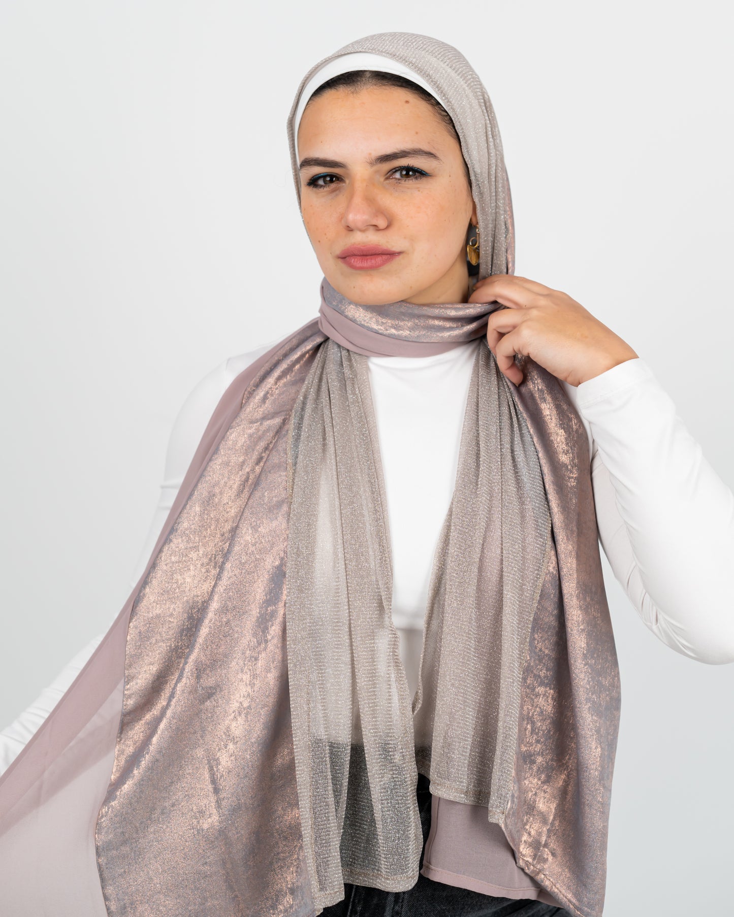 Rosy elegance scarf