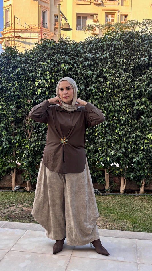 Signature wide pants.