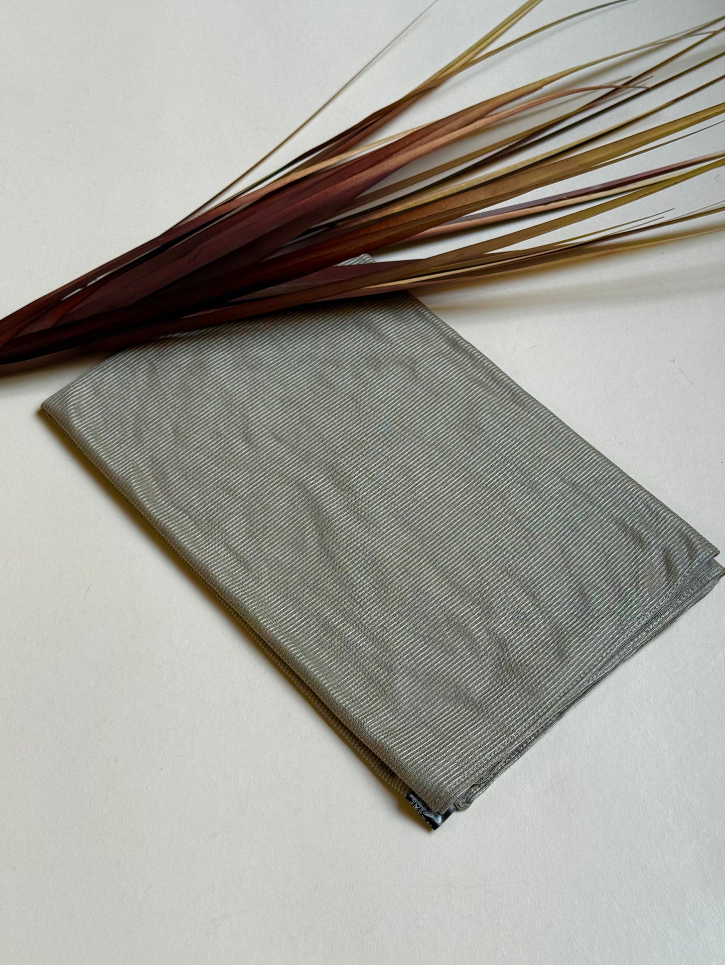 Bellana scarf.