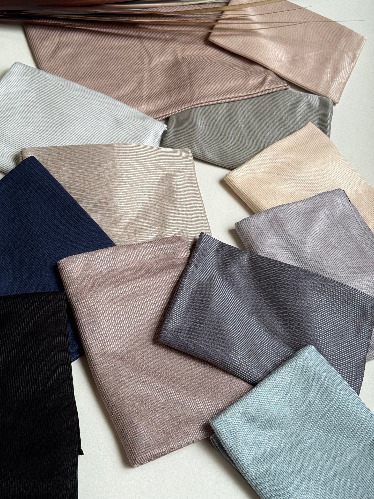 Bellana scarf.