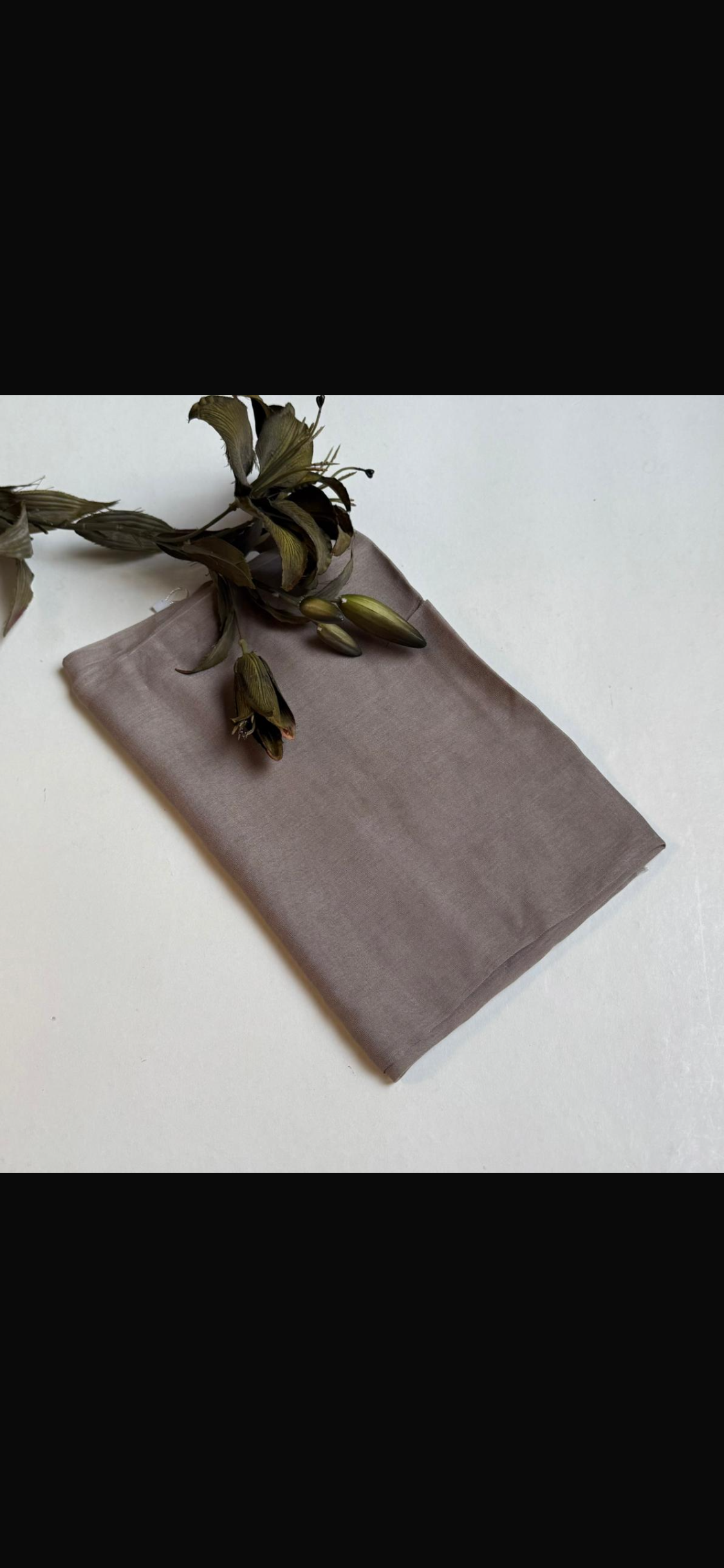 Modal kuwaiti scarf