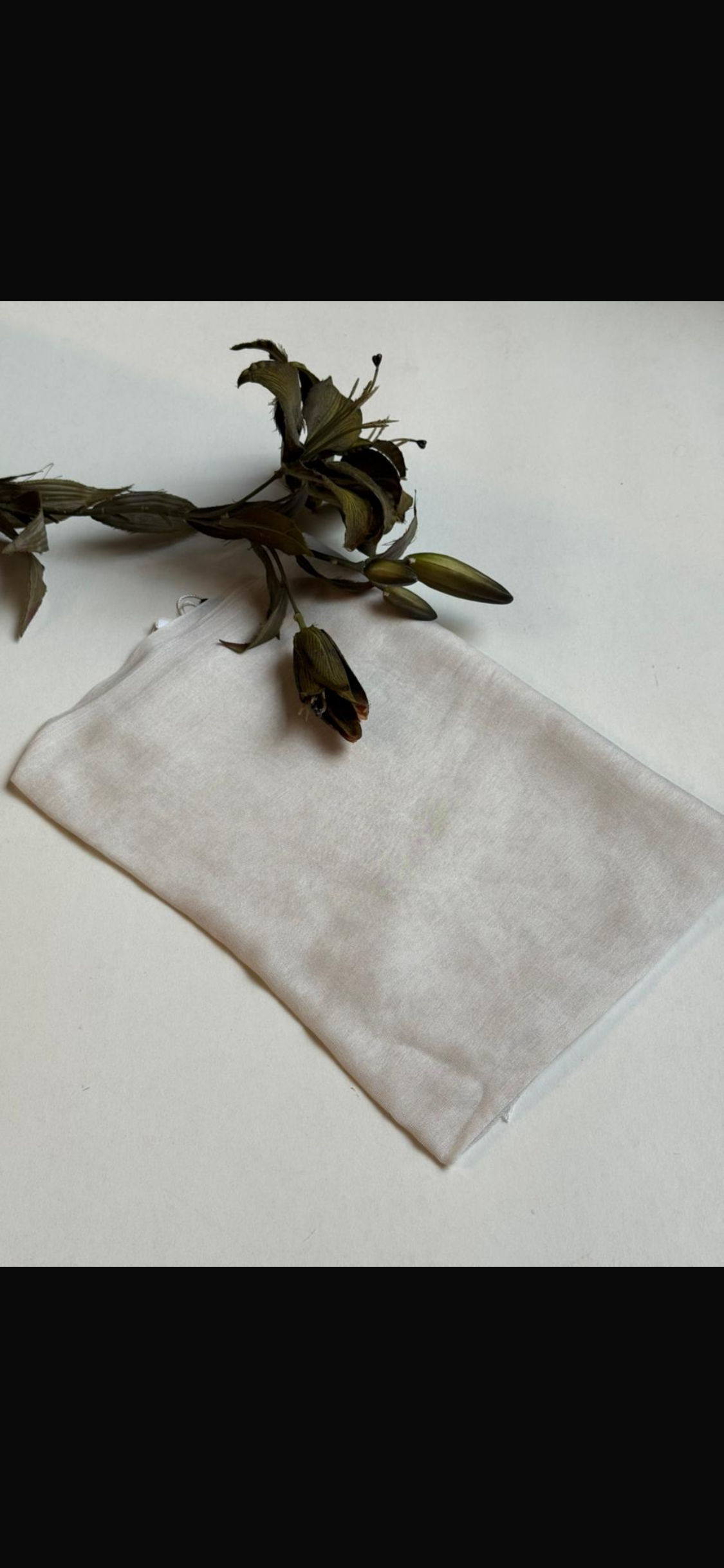 Modal kuwaiti scarf