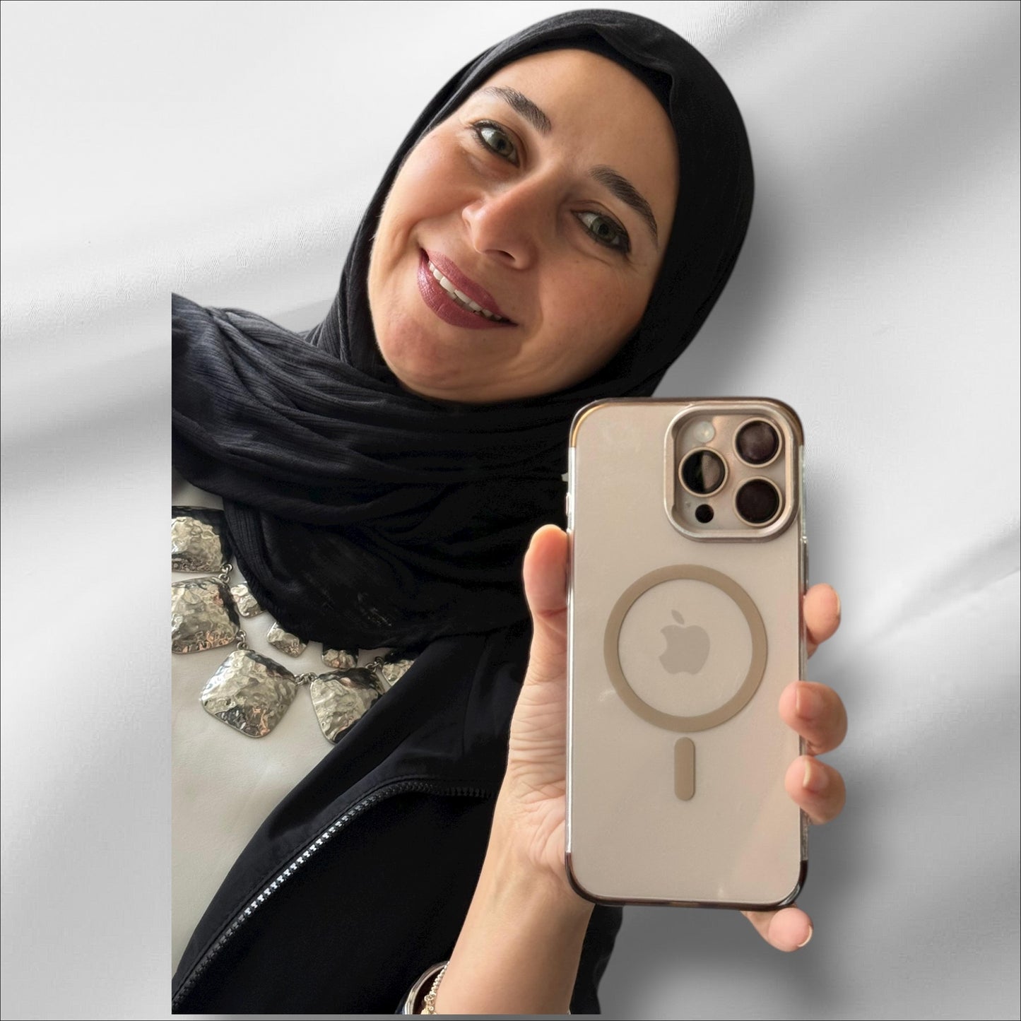 Lulwah tuck’n scarf