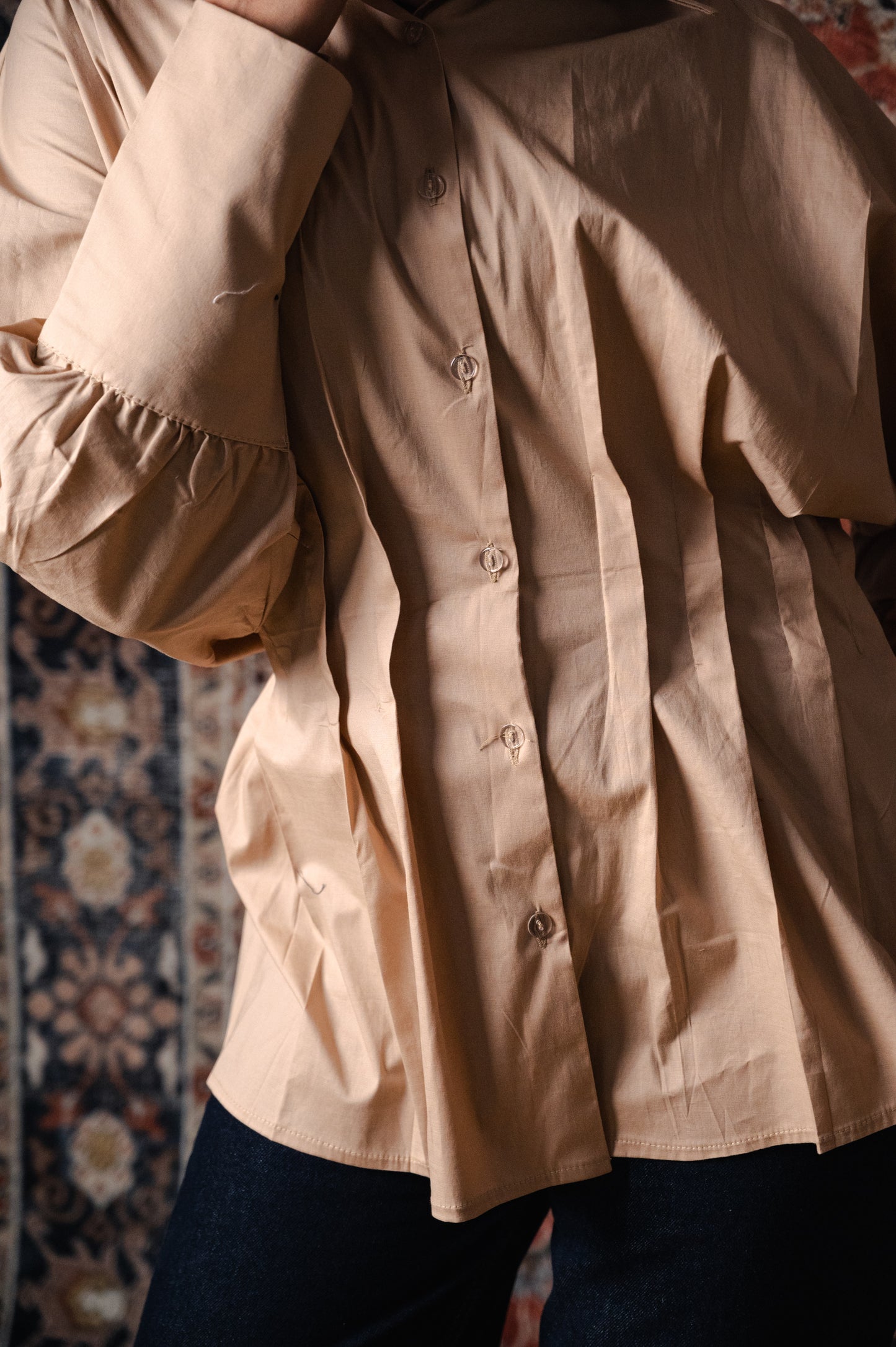 Sculpted poplin blouse