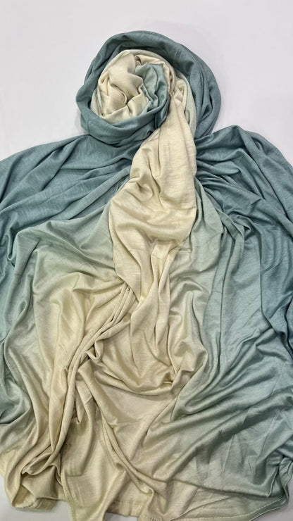 Royale ombre scarf