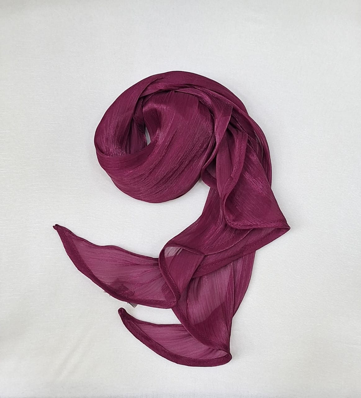 Alma tuck’n scarf.