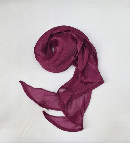 Alma tuck’n scarf.
