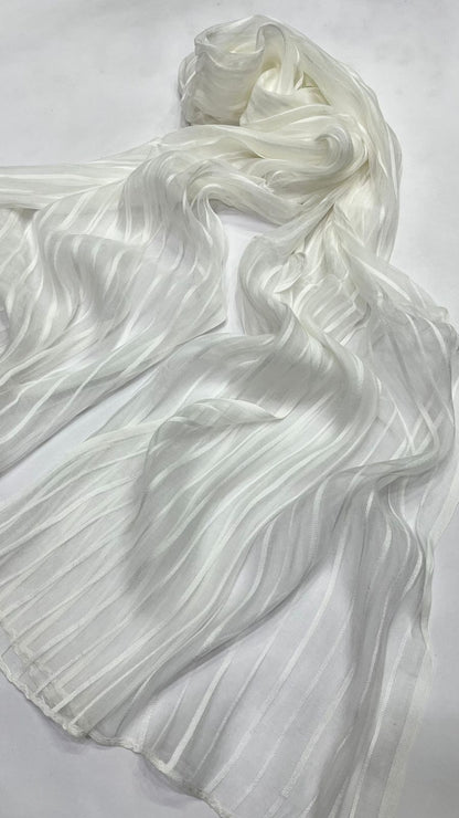 Fluff cloud scarf
