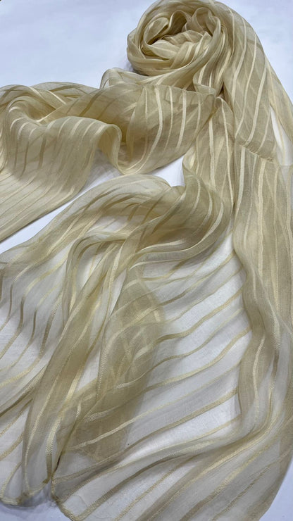 Fluff cloud scarf