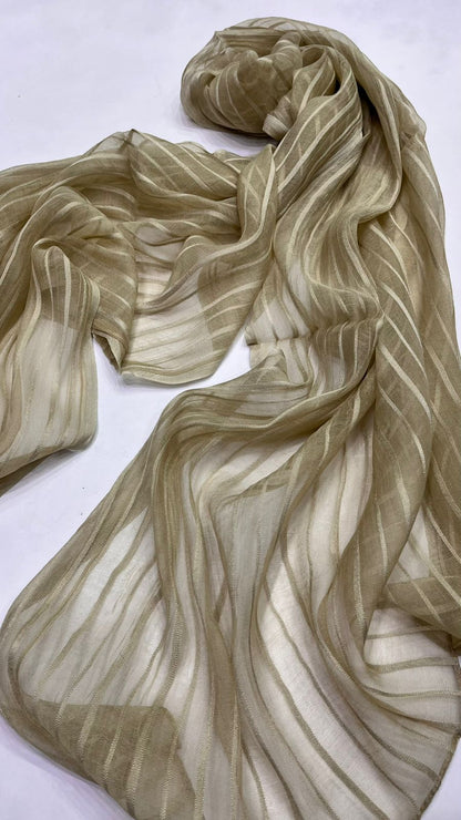 Fluff cloud scarf