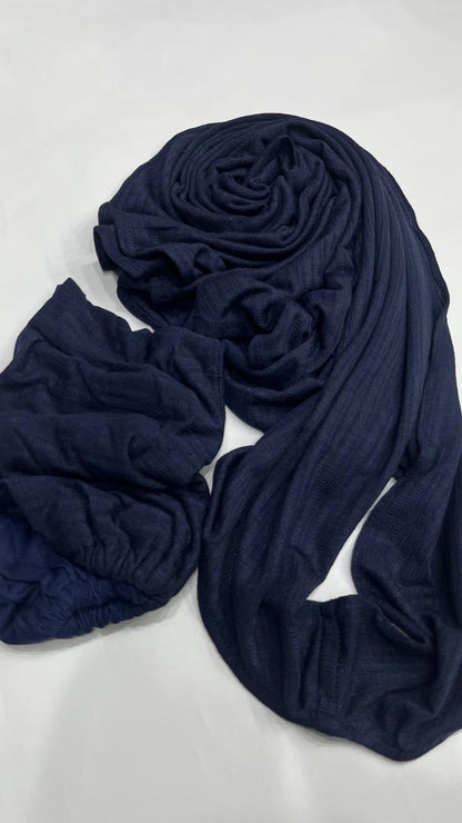Kuwaiti twist scarf
