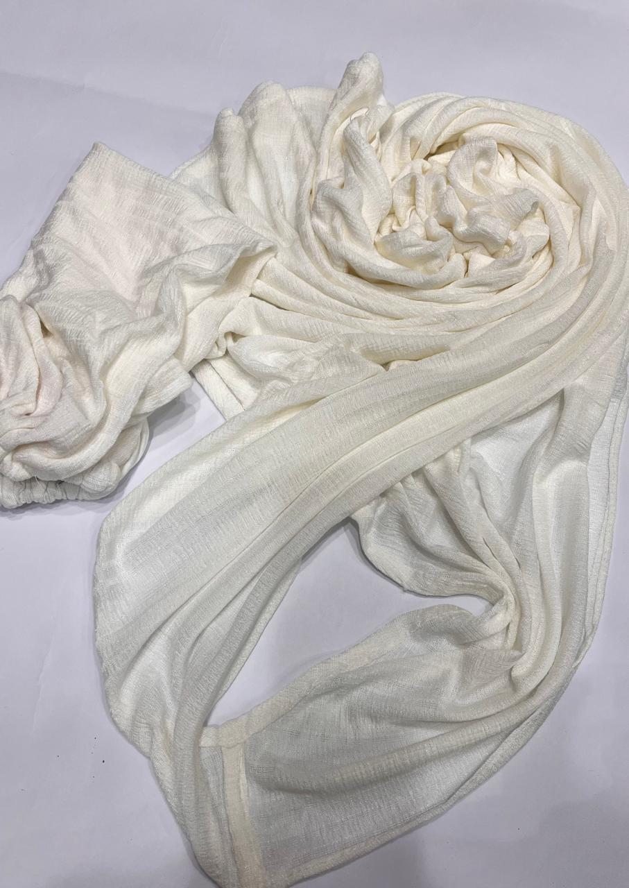 Kuwaiti twist scarf
