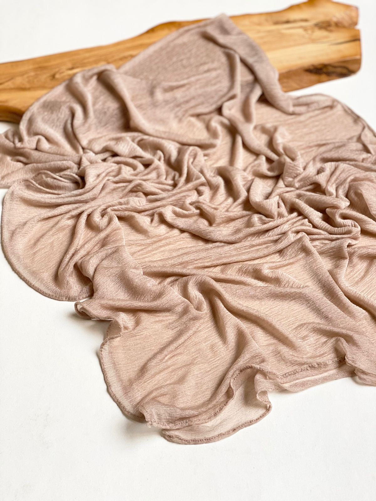 Sheer Crinkled scarf.