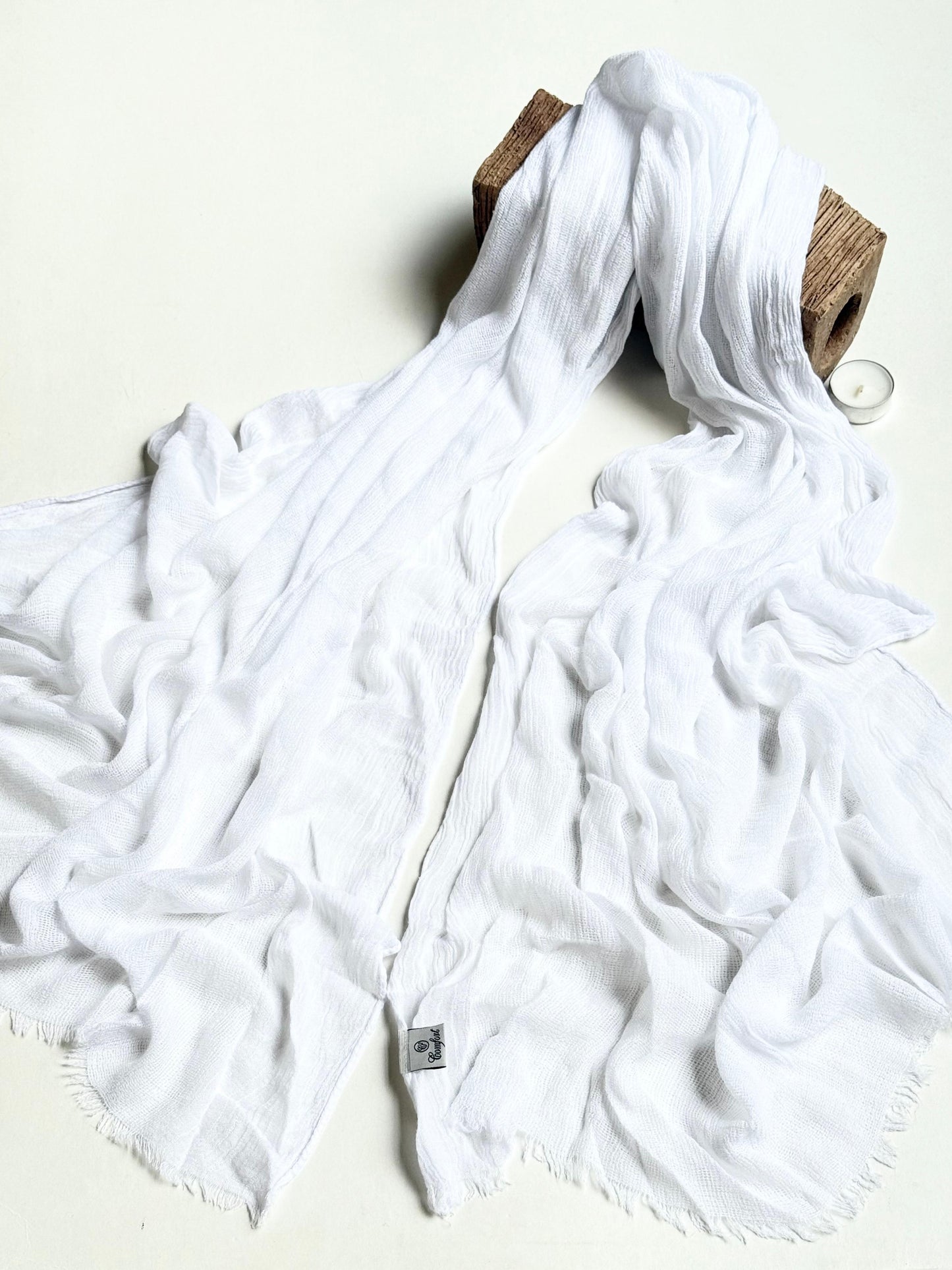Fluffeé cotton scarf