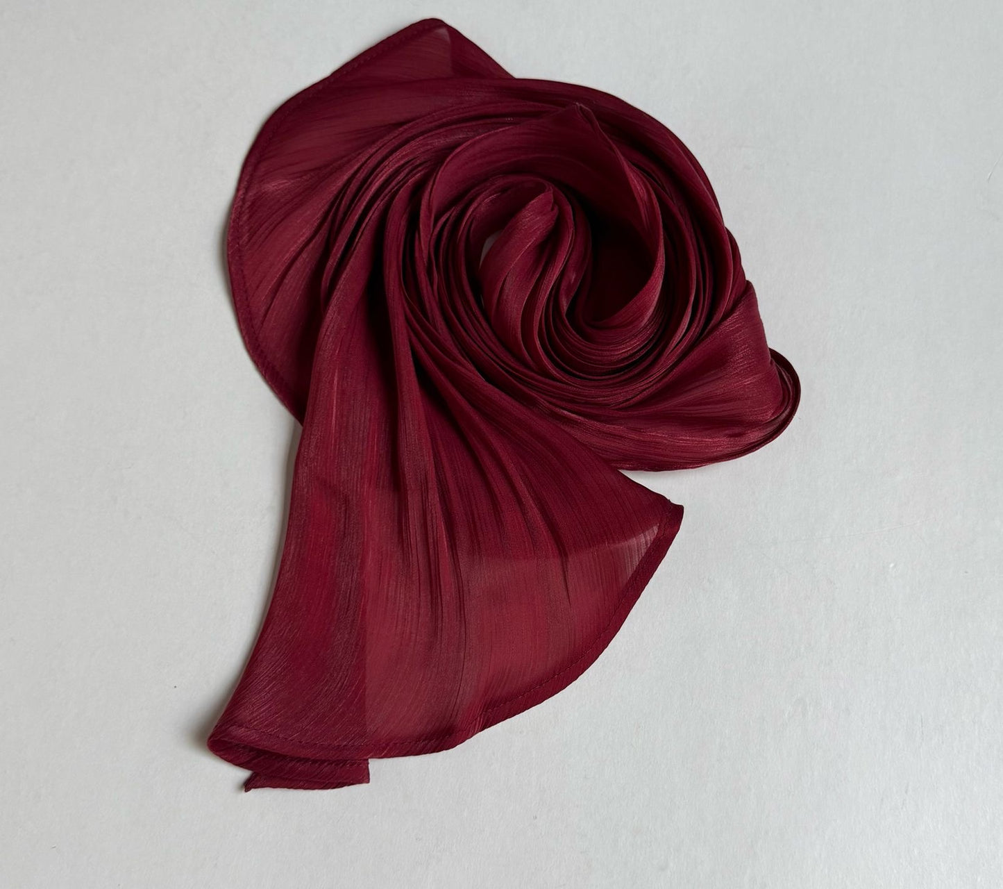 Alma tuck’n scarf.