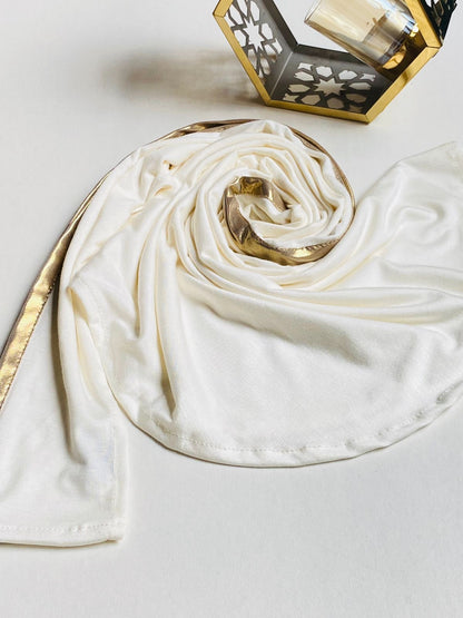 Shimmer cotton lycra tuck’n scarf.