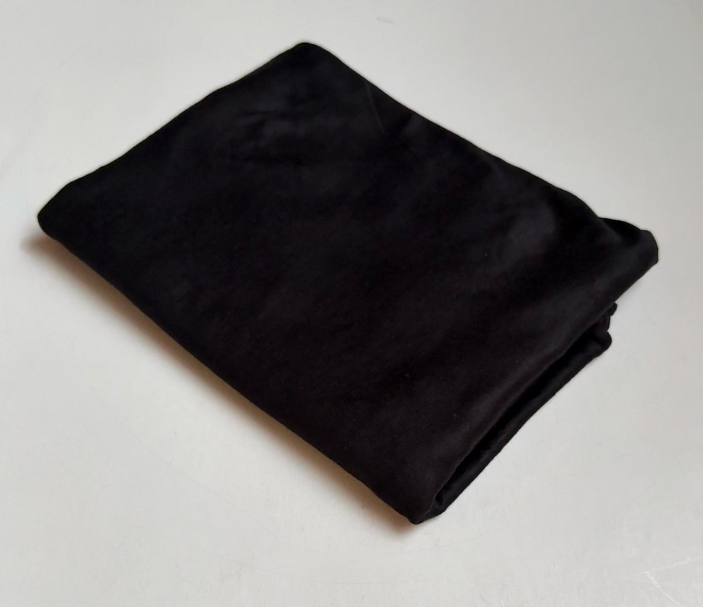 Slip-on scarf.