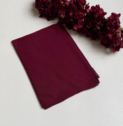Kuwaiti kleenex scarf