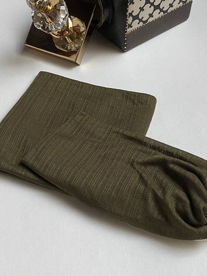 Lulwah twist with matching bandana.