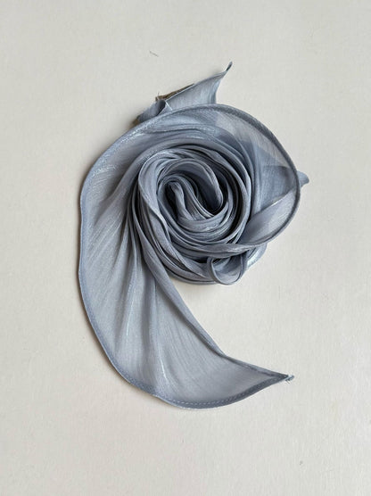 Alma tuck’n scarf.