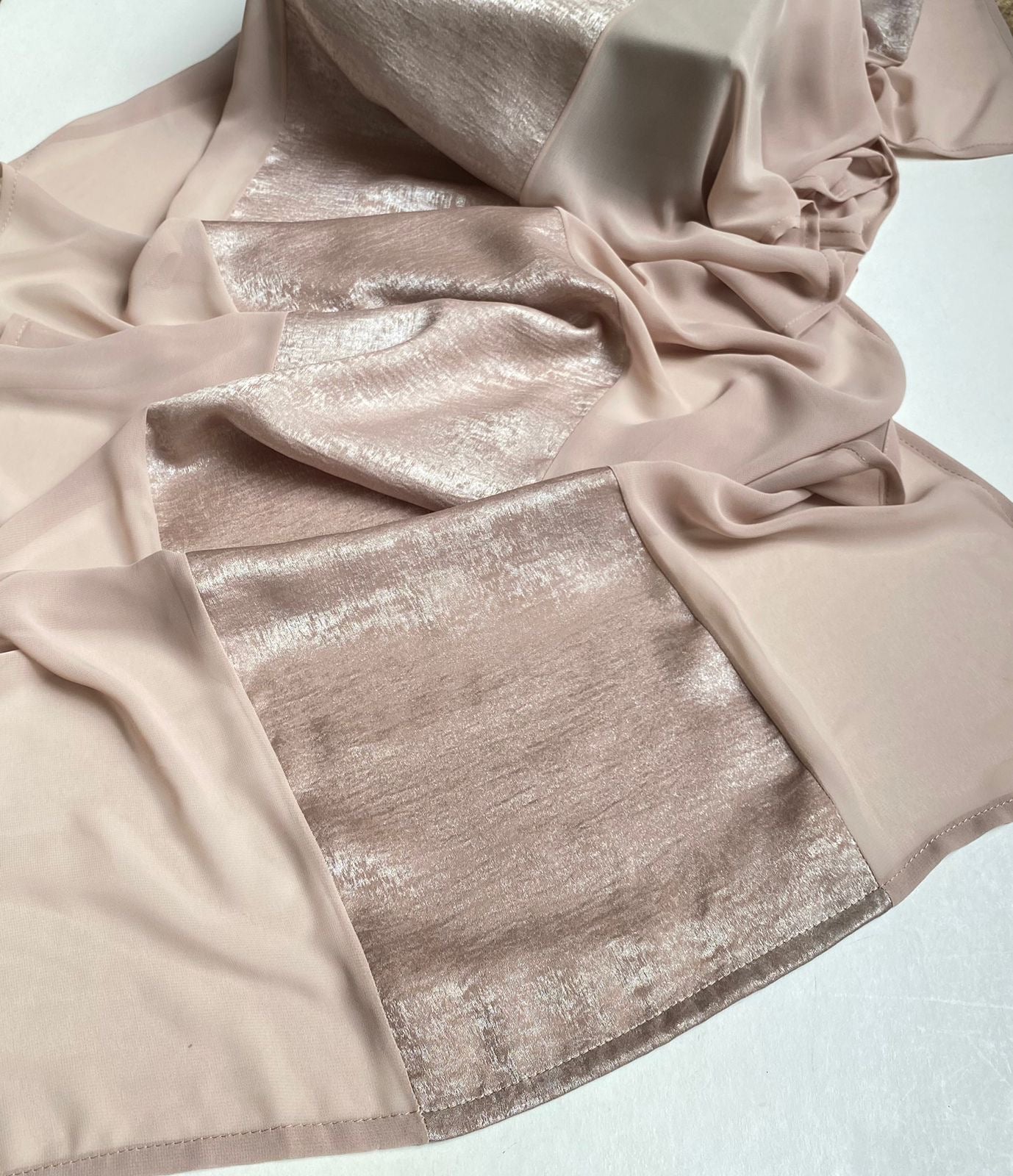 Allia scarf