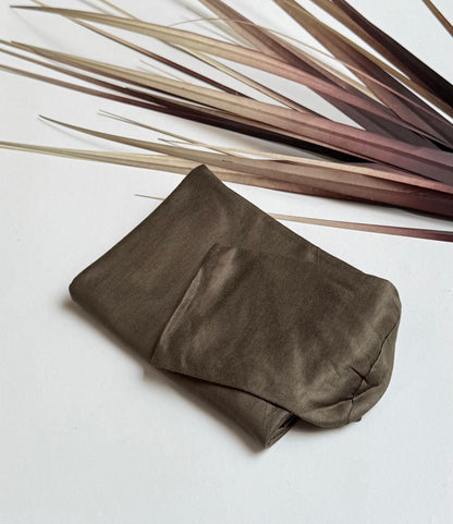 Breathable cotton lycra with matching bandana.