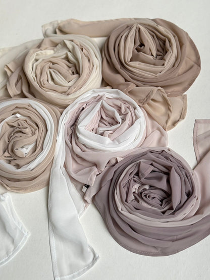 Duo Chiffon tuck’n scarf.